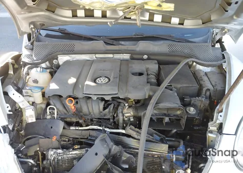 2013 Volkswagen Beetle 2.5L from USA, damaged, VIN 3VWJP7AT4DM605818